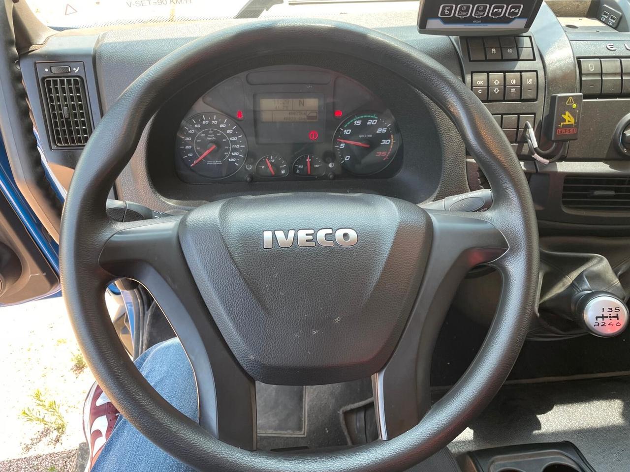 Iveco Eurocargo 120El22P Pas Carro Atrezzi Isoli Slide-D + Gru Fassi