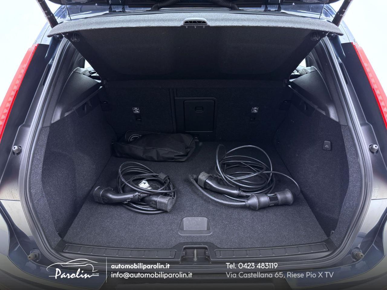 VOLVO XC40 T4 Recharge Plug-in Hybrid Inscription Expression