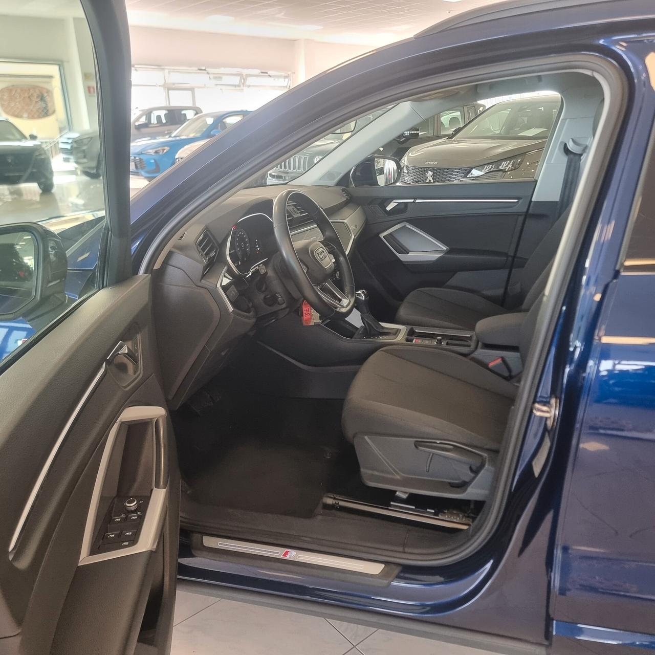 AUDI Q3 S-Line 2.0 TDI 35 150cv S-tronic Euro 6D