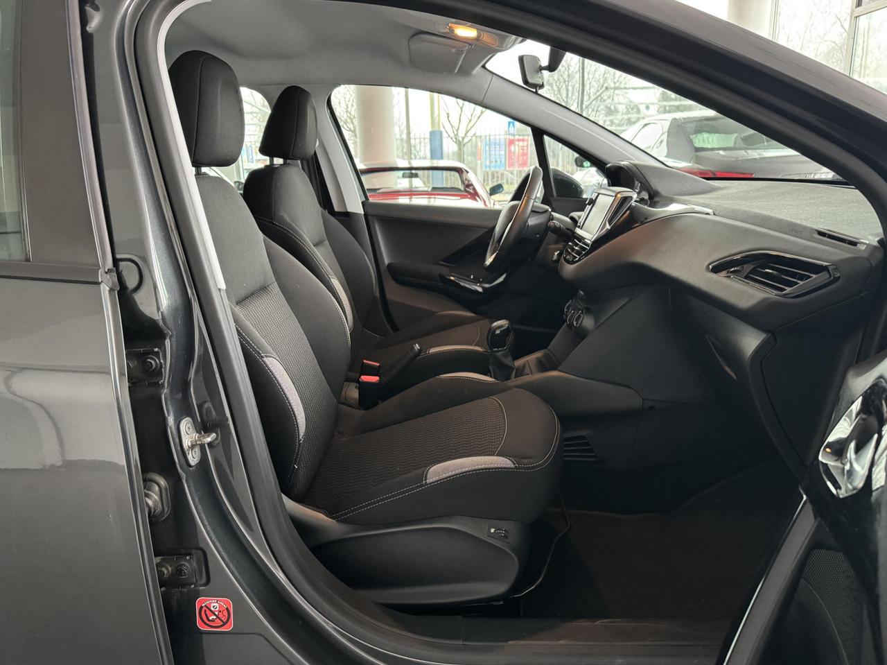 Peugeot 208 5 Porte 208 5p 1.2 puretech Active E6