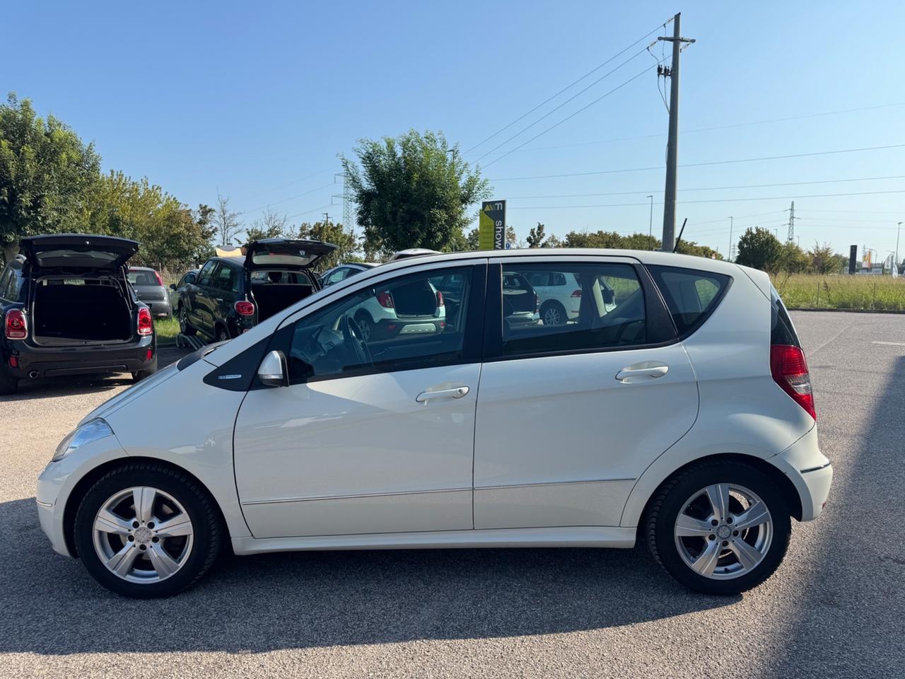Mercedes-benz A 160 CDI BlueEFFICIENCY Premium NEOPATENTATI
