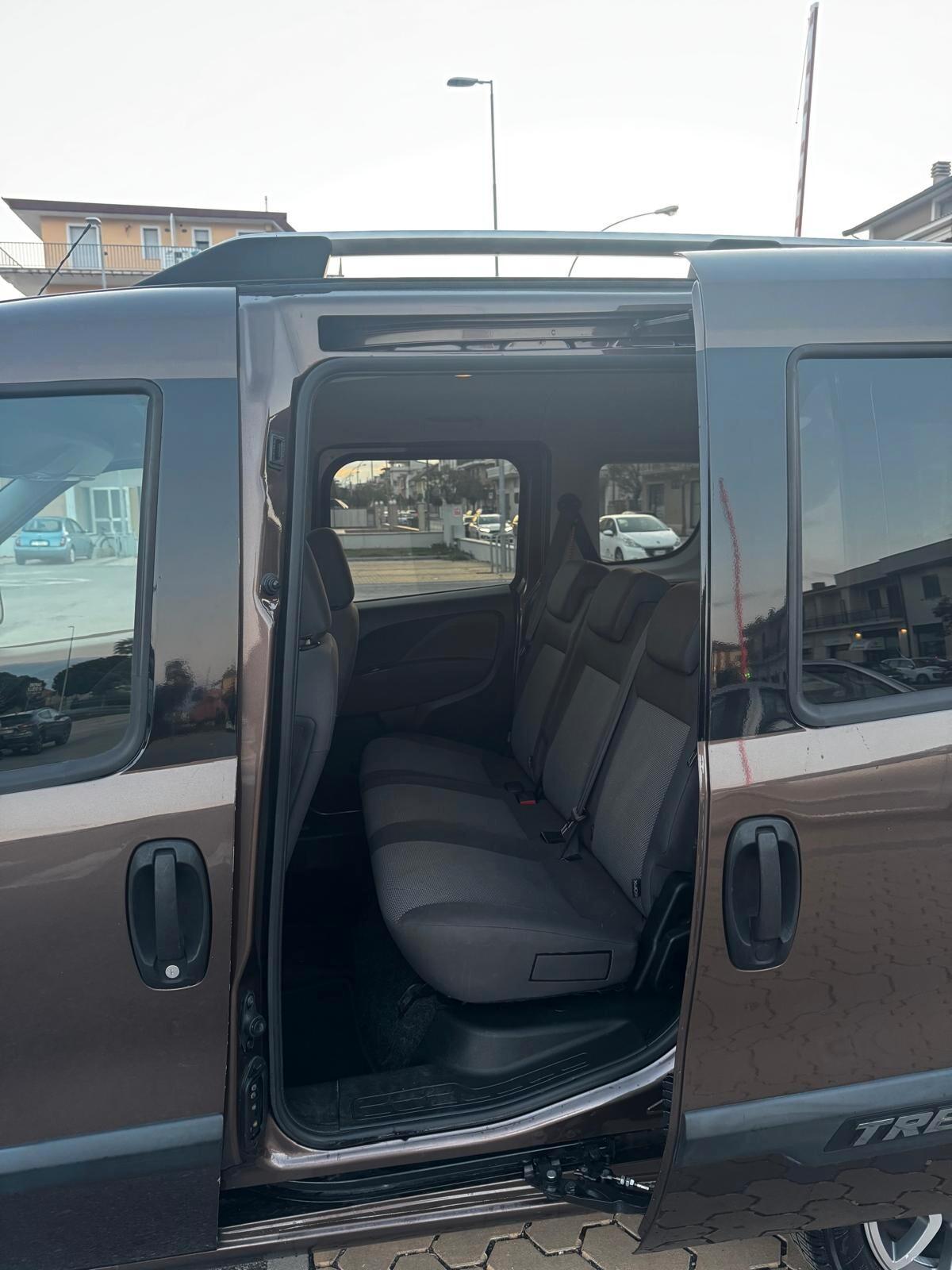 Fiat Doblò 1.6 MJT 16V 120CV Trekking NEOPATENTATI