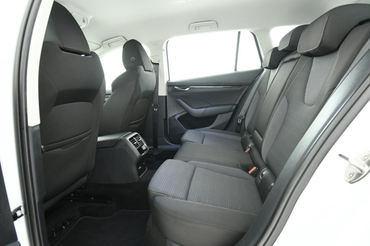 SKODA Octavia Wagon 2.0 tdi evo Executive 4x4 150cv dsg ACC+APP CONNECT