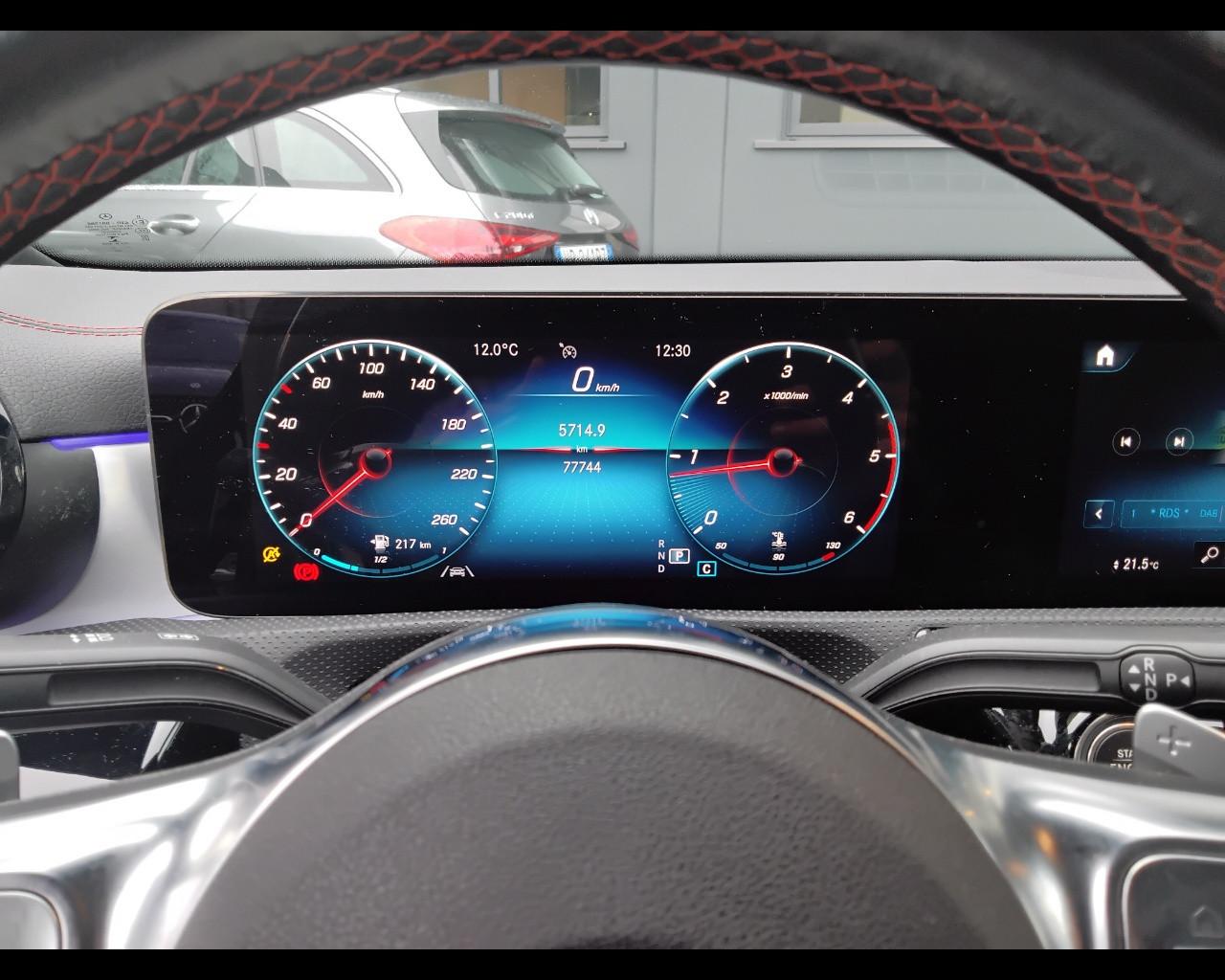 Mercedes-Benz CLA Coupe - C118 - CLA Coupe 180 d Premium auto