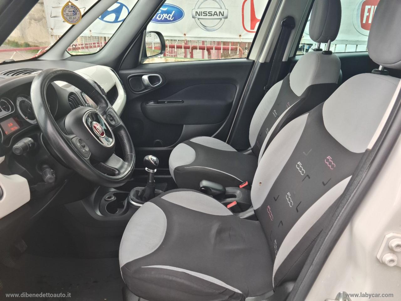 FIAT 500L Living 1.6 MJT 105 CV Pop Star