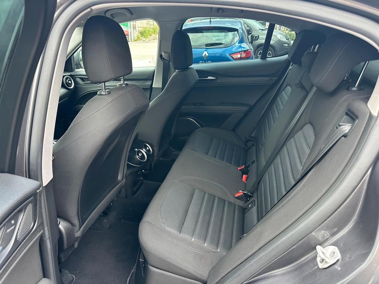 Alfa Romeo Stelvio 2.2 Turbodiesel 190 CV AT8 RWD Sprint
