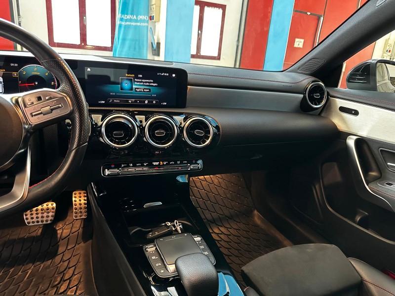MERCEDES CLA S.Brake (X118) CLA 200 d Automati...