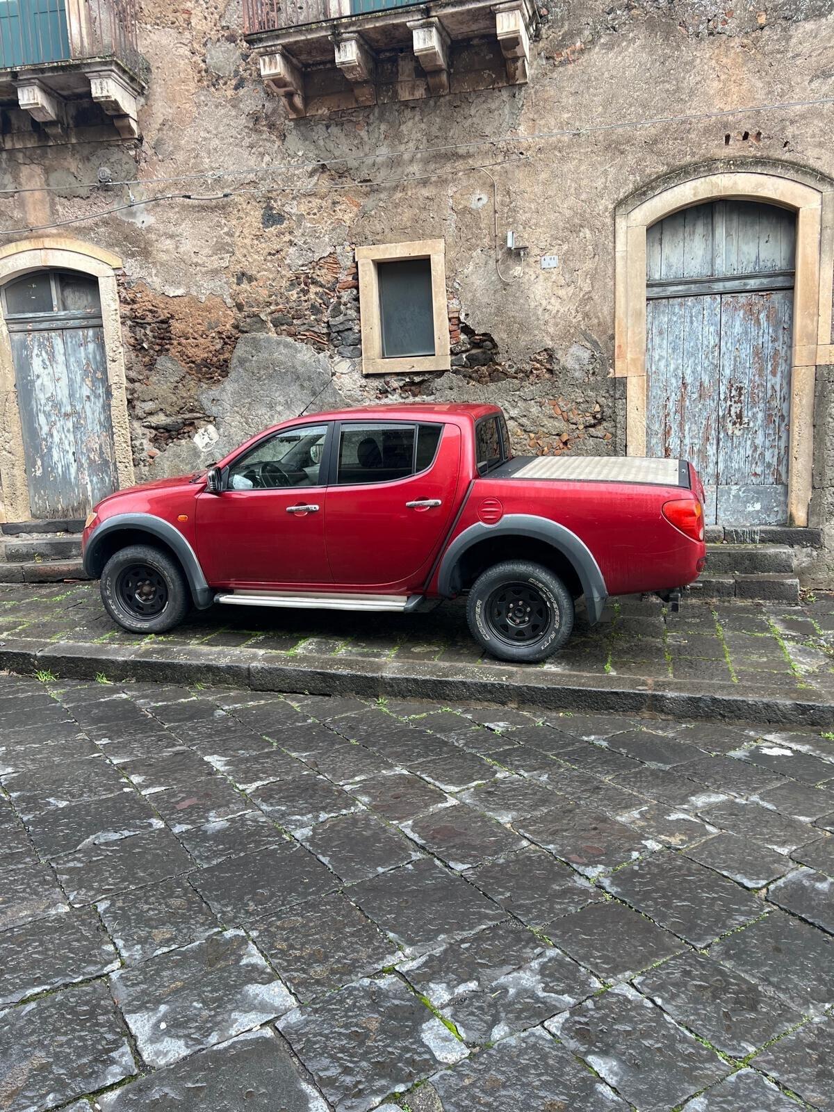 Mitsubishi L200 2.5 Diesel 140cv