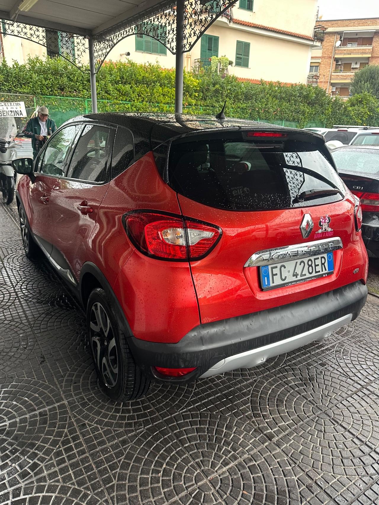 Renault Captur dCi 8V 110 CV Start&Stop Energy Iconic