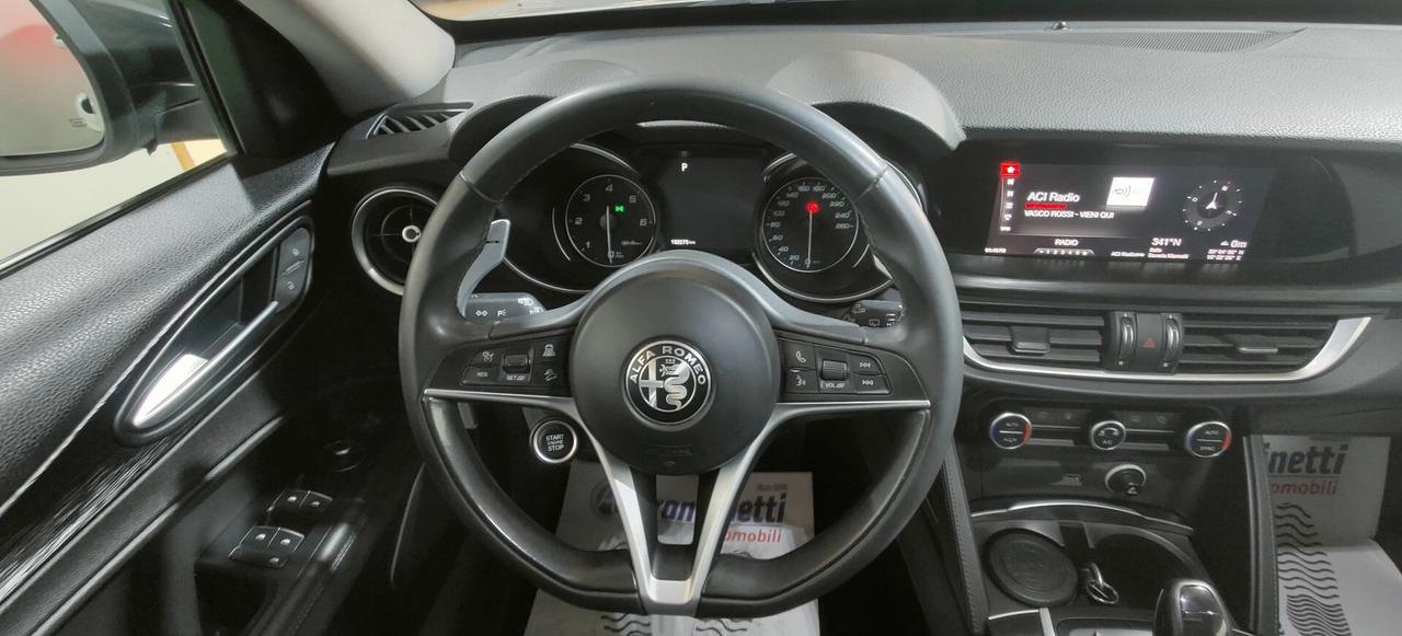 Alfa Romeo Stelvio 2.2t Business Q4 my19 210cv