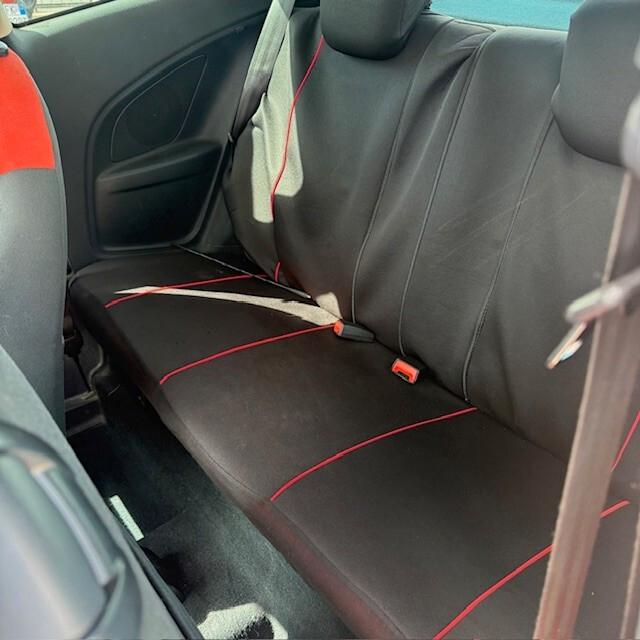 Ford Ka 1.3 TDCi 75CV Titanium