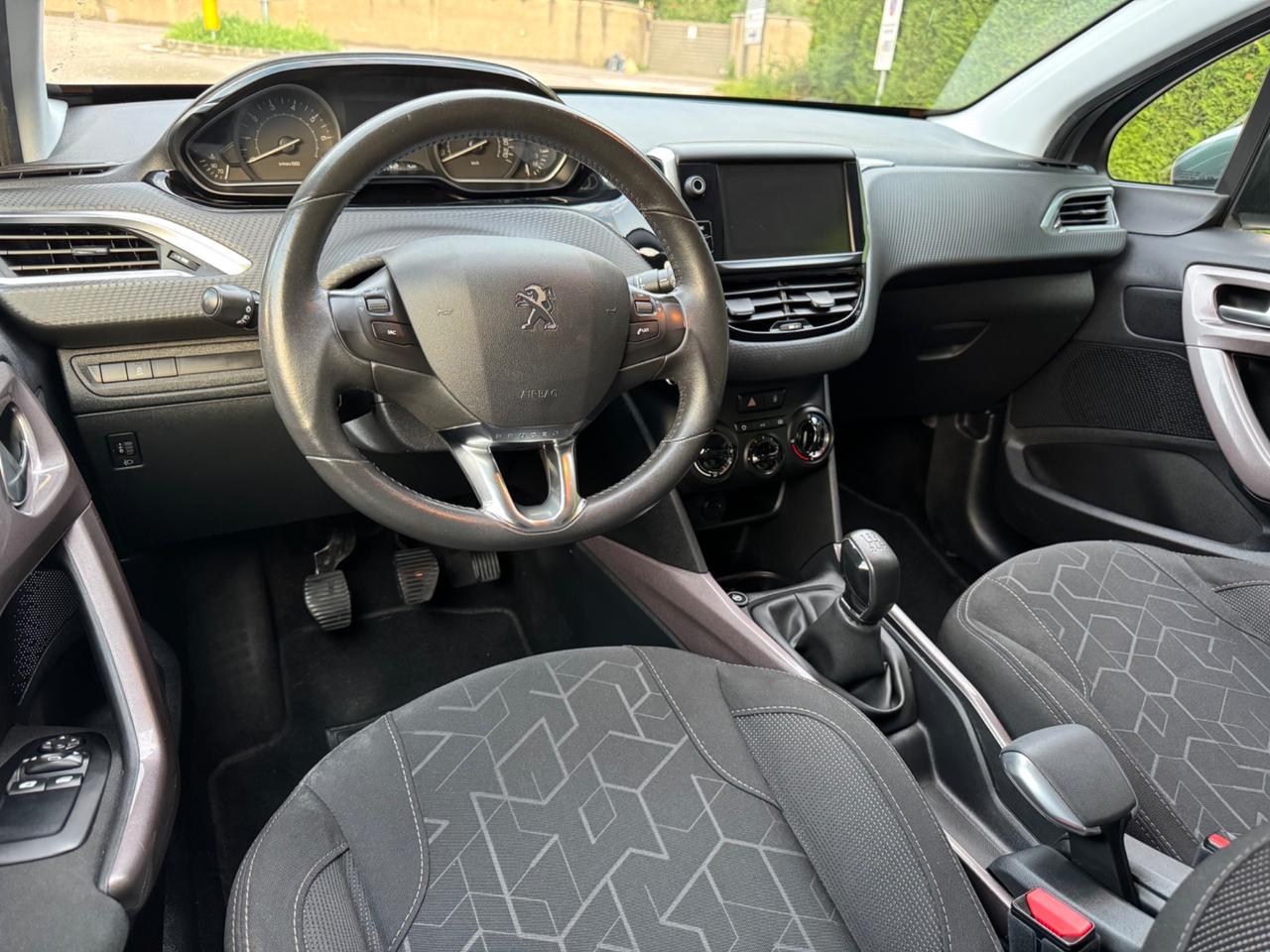Peugeot 2008 GPL NEOPATENTATI