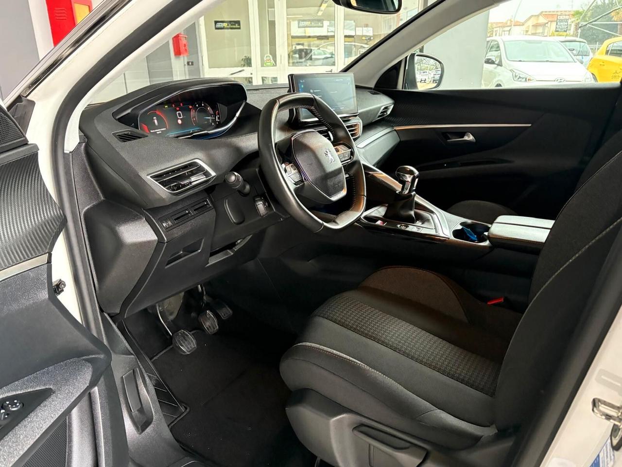 Peugeot 3008 BlueHDi 130 S&S Active Pack