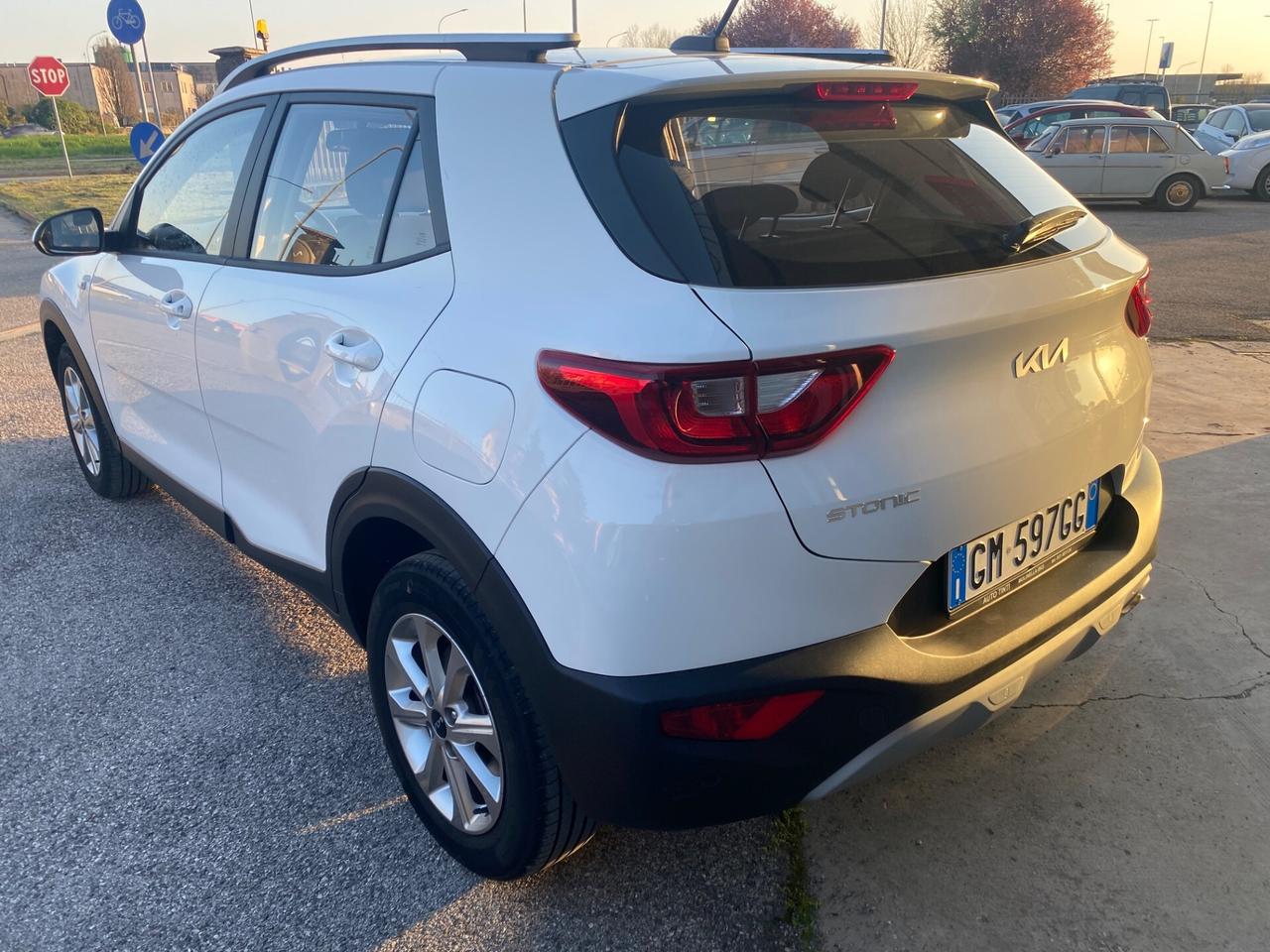 Kia Stonic 1.0 T-GDi 100 CV MHEV MT Urban