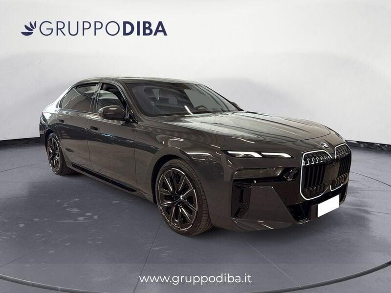 BMW Serie 7 G70 2022 740d mhev xdrive MSport Pro auto