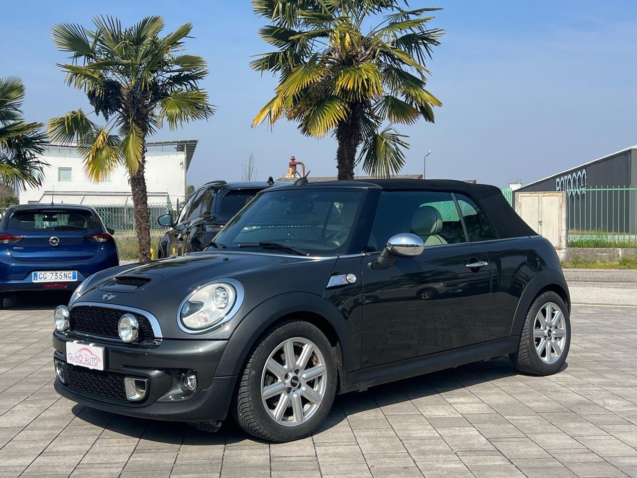 Mini 2.0 Cooper SD Cabrio FINANZIABILE