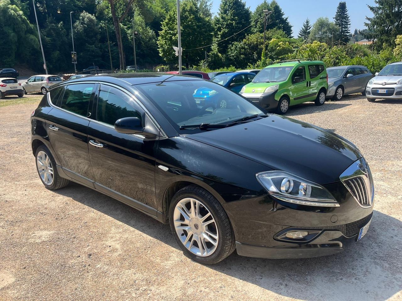 Lancia Delta 1.9 MJT Twinturbo DPF Executive