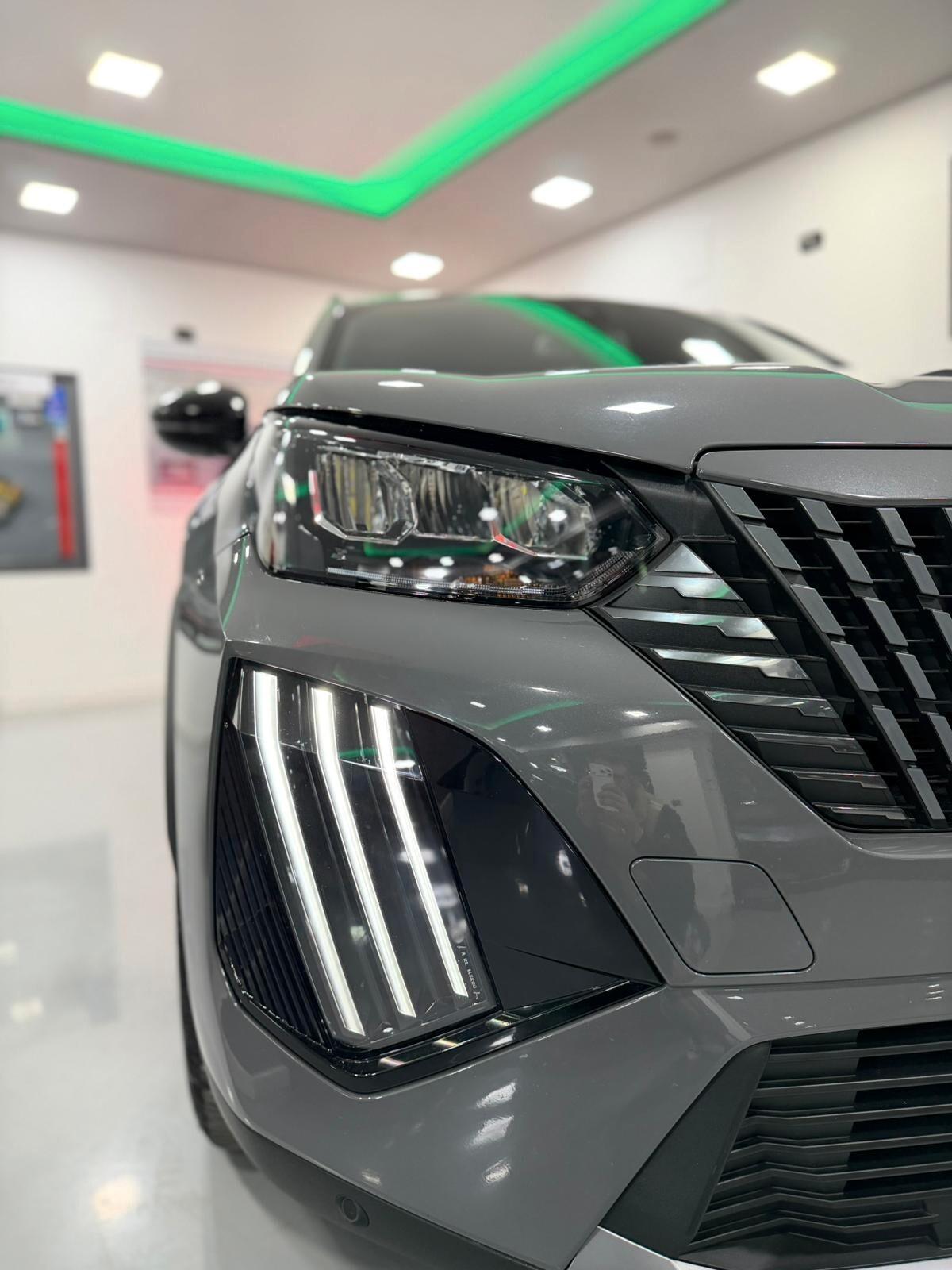 Peugeot 2008 BlueHDi 130 S&S EAT8 Allure