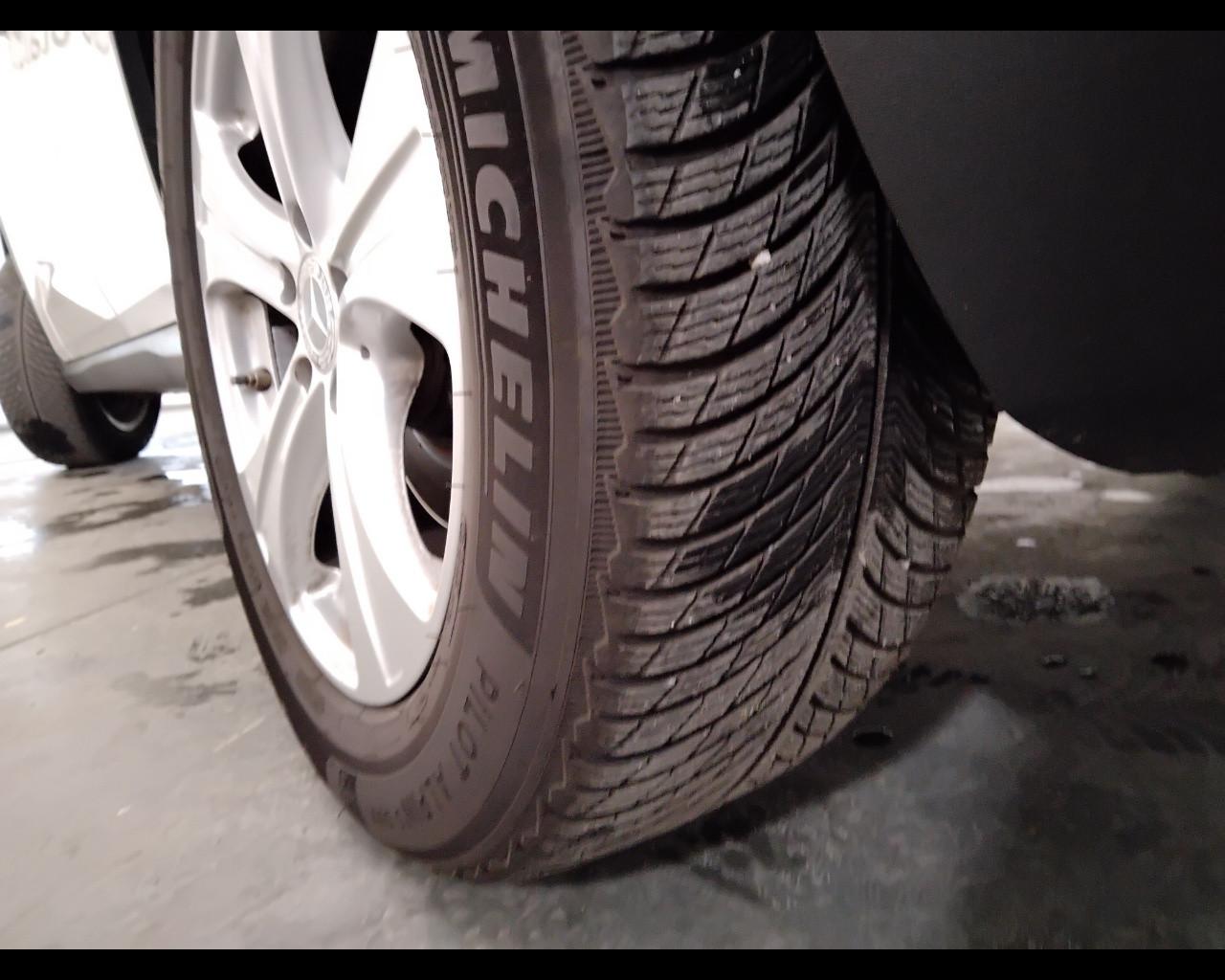 Mercedes-Benz GLC - X253 - GLC 220 d Sport 4matic auto