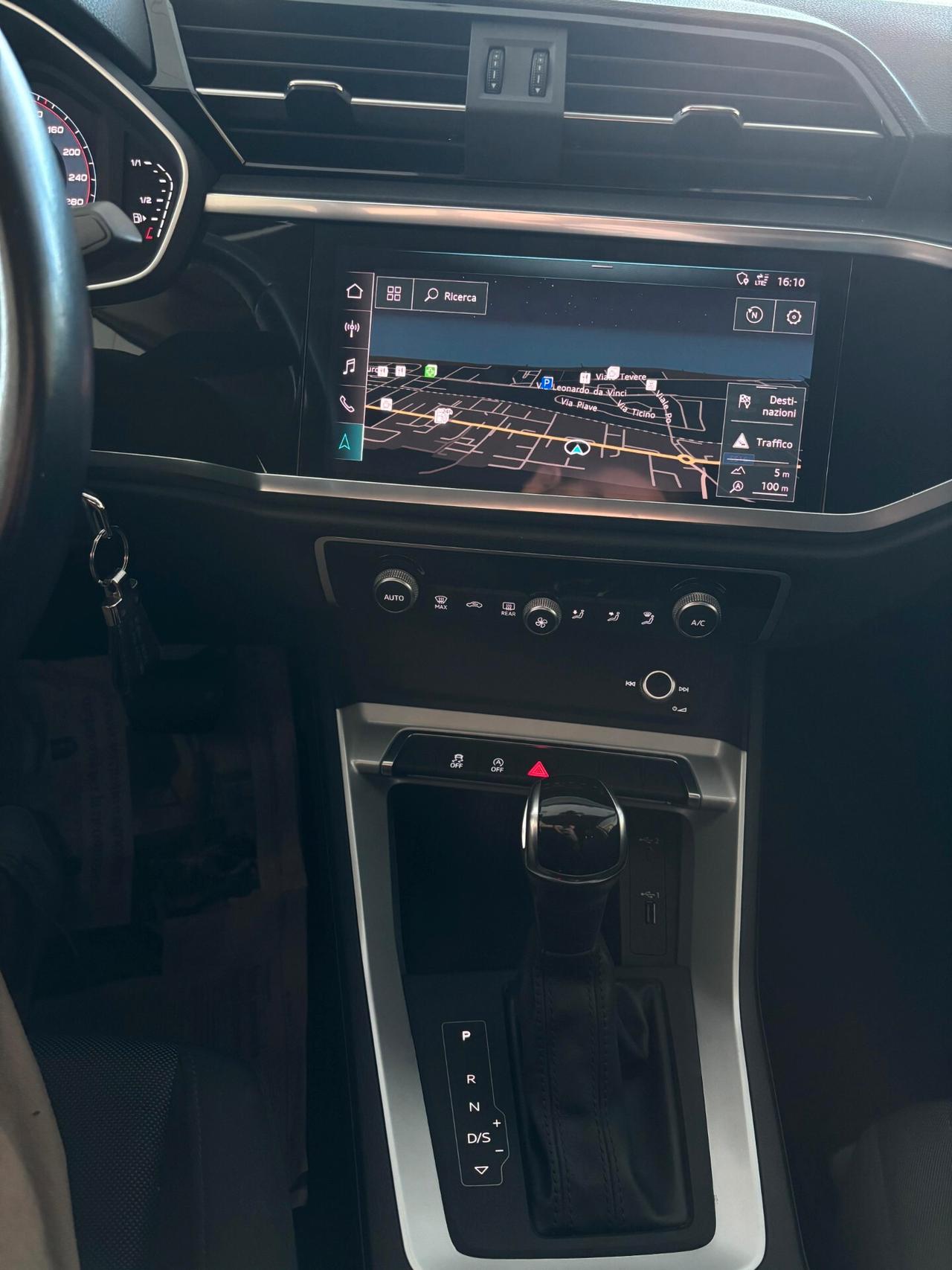 Audi Q3 35 TDI S tronic line edition