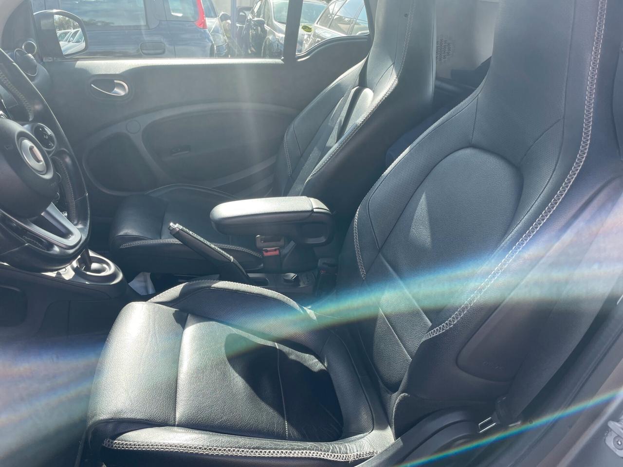 Smart ForTwo BRABUS 0.9 Turbo twinamic Xclusive