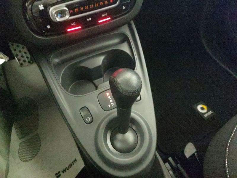 smart fortwo Smart III 2015 Cabrio B Cabrio 0.9 t Superpassion 90cv twinamic