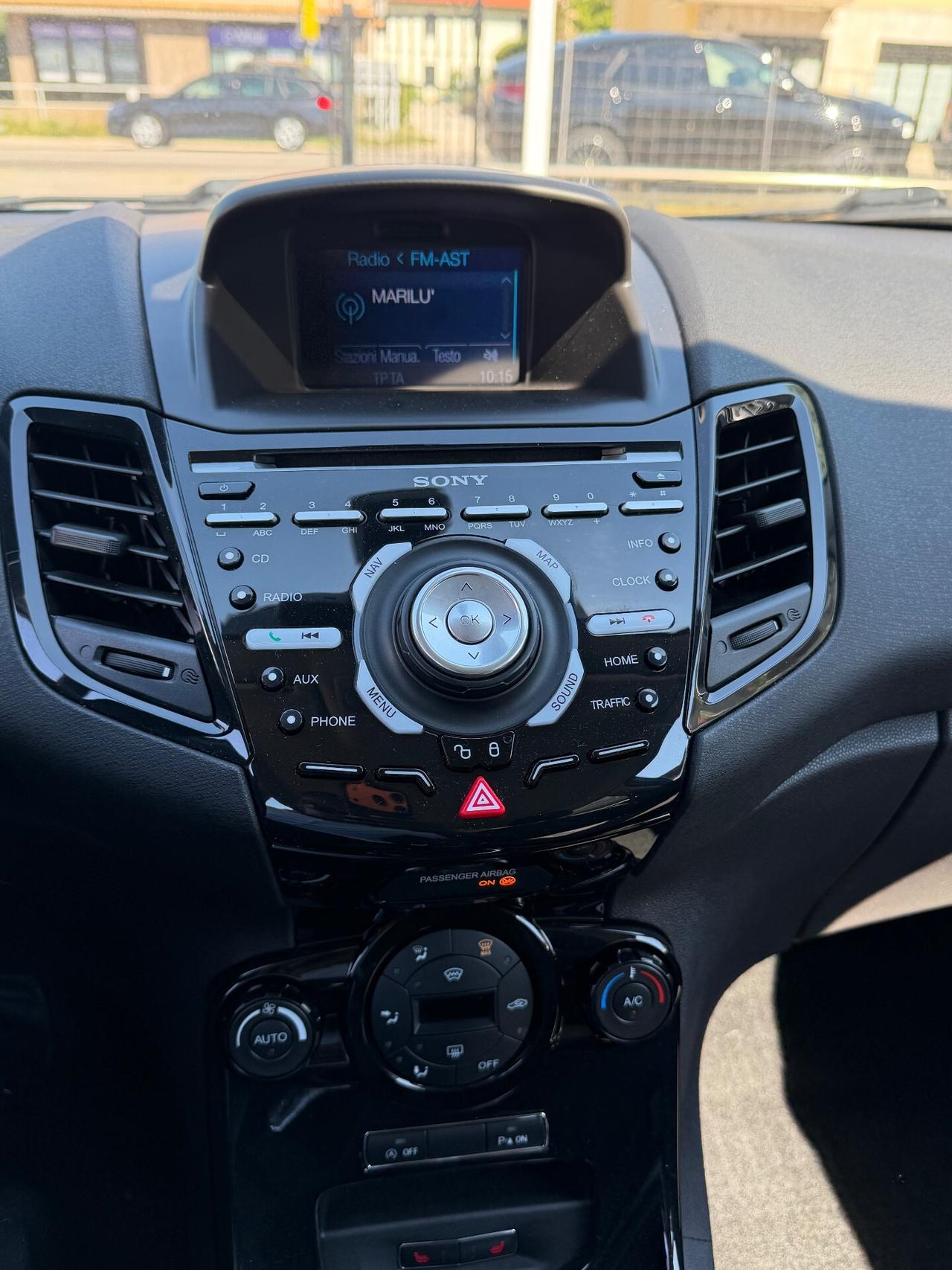 Ford Fiesta 5 porte Titanium Neopatentati