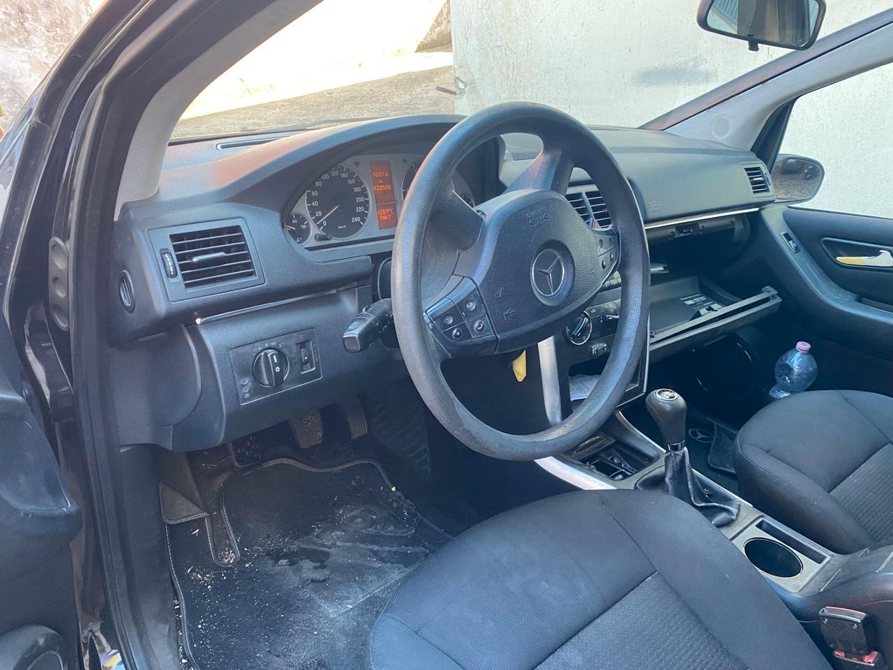 Mercedes-benz B 180 2.0cc diesel(PRIVATO)-2006