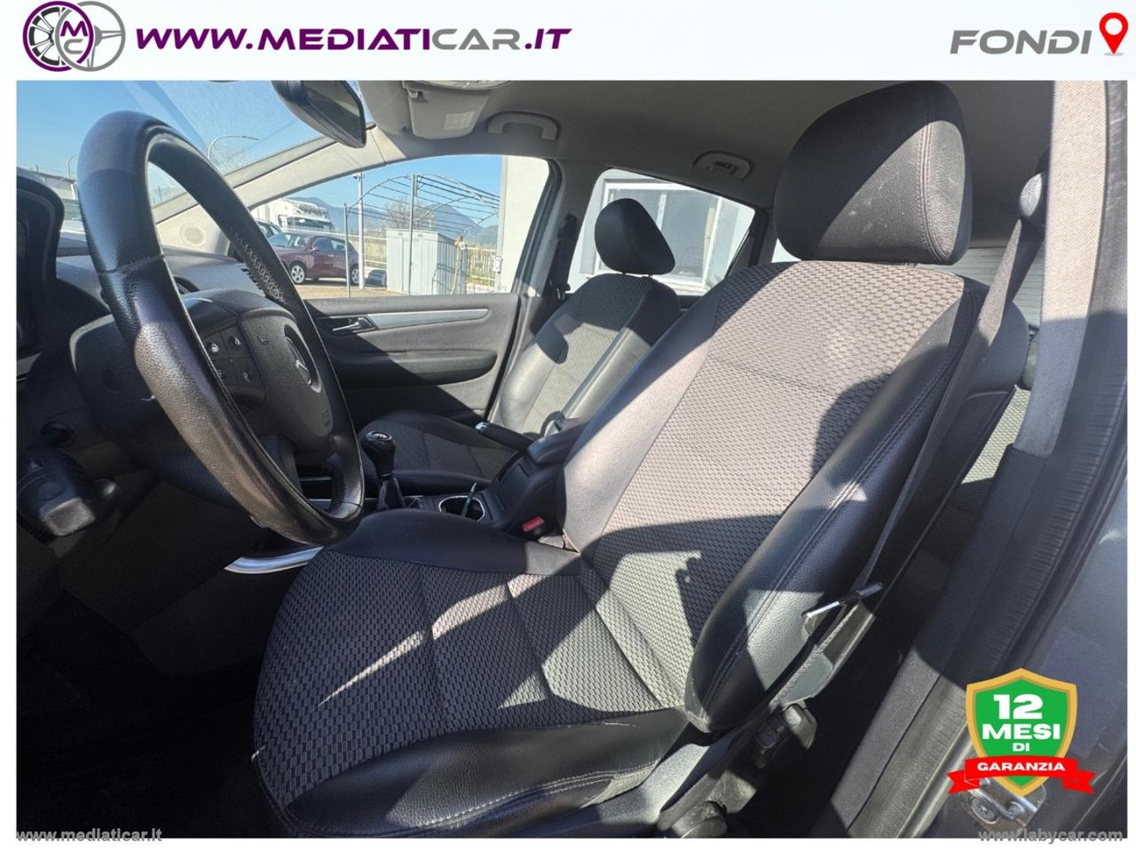 MERCEDES-BENZ B 180 CDI Premium