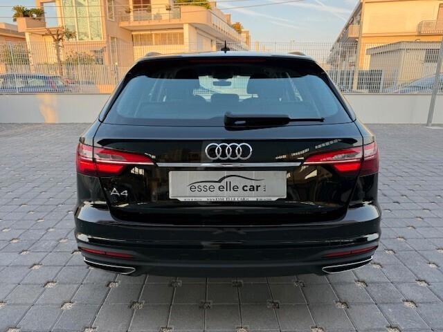 Audi A4 Avant 30 TDI/136 CV S tronic Business 2022