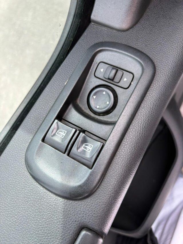 RENAULT Master T35 2.3 dCi Centina+Tela+Sponda idraulica