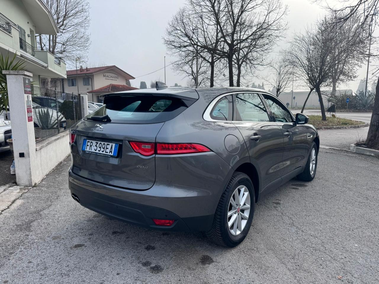 Jaguar F-Pace 2.0 D 180 CV AWD Portfolio