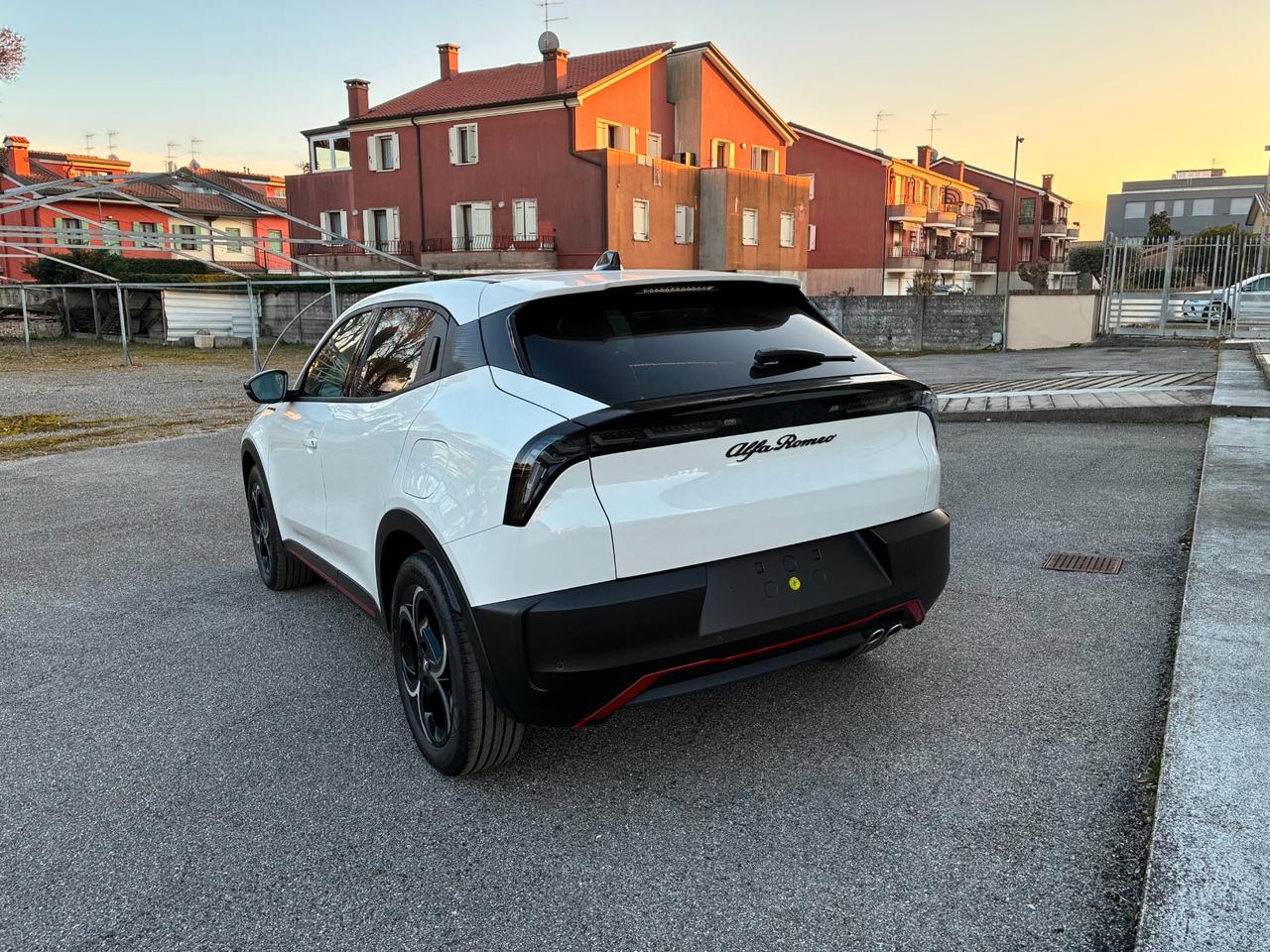 Alfa Romeo Junior 1.2 145 CV Hybrid eDCT6 Speciale