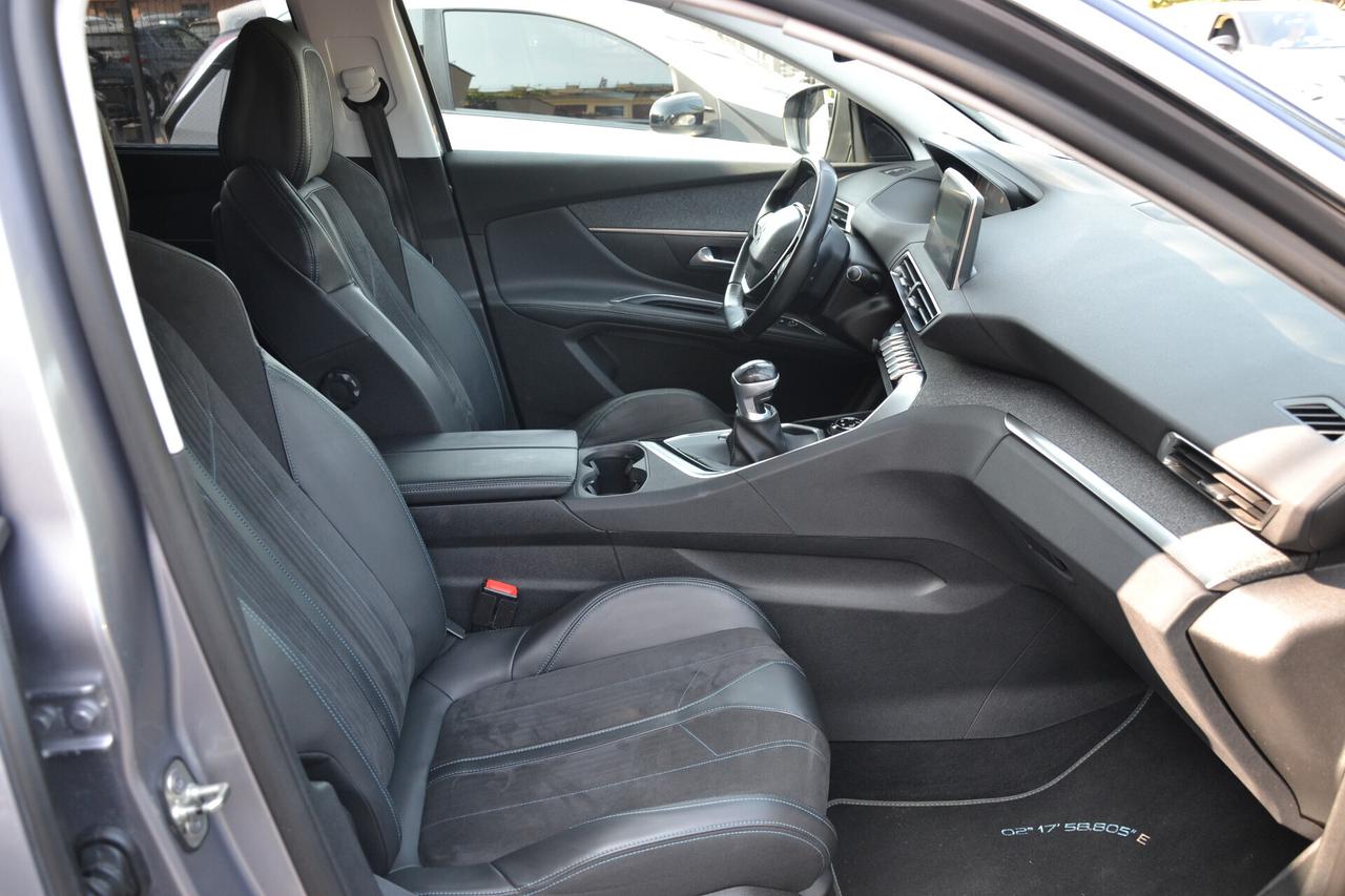 Peugeot 5008 1.5 HDi 130CV CROSSWAY **DISTRIBUZIONE NUOVA**7P