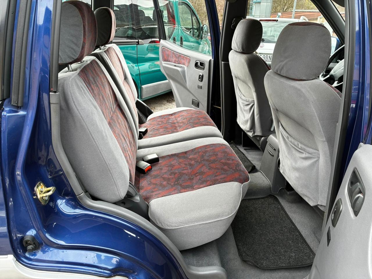 Nissan Terrano II 2.7 TDI 125CV 7 POSTI