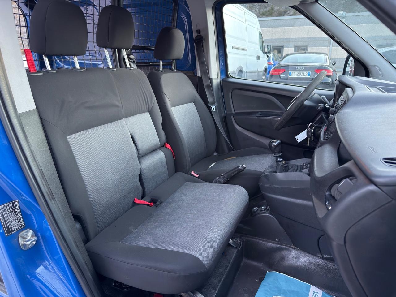 FIAT DOBLO 1.6 MTJ 105cv 3 POSTI EURO 6