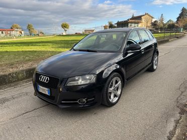 Audi A3 SPB 1.6 TDI 105 CV CR Ambition