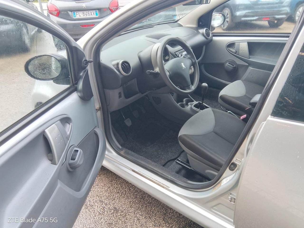 Peugeot 107 1.0 Benzina Neopatentati