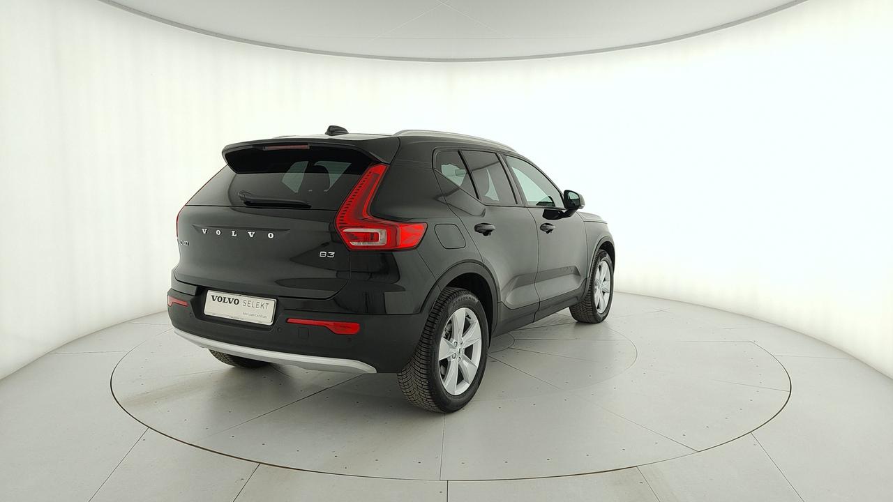 VOLVO XC40 2.0 b3 Core auto