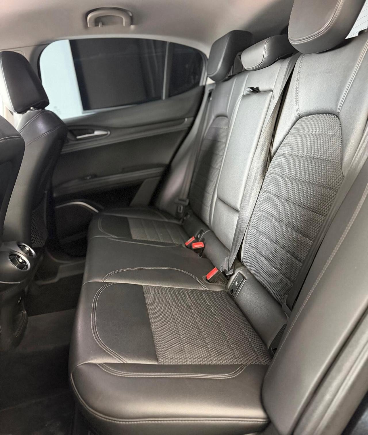 Alfa Romeo Stelvio 2.2 Turbodiesel 180 CV AT8 RWD Executive