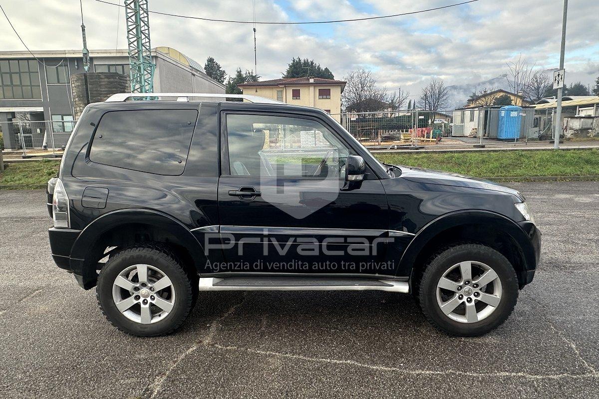 MITSUBISHI Pajero 3.2 DI-D 16V aut. 3p. Instyle DPF