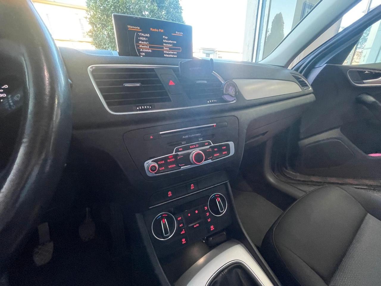 Audi Q3 2.0 TDI 150 CV S line