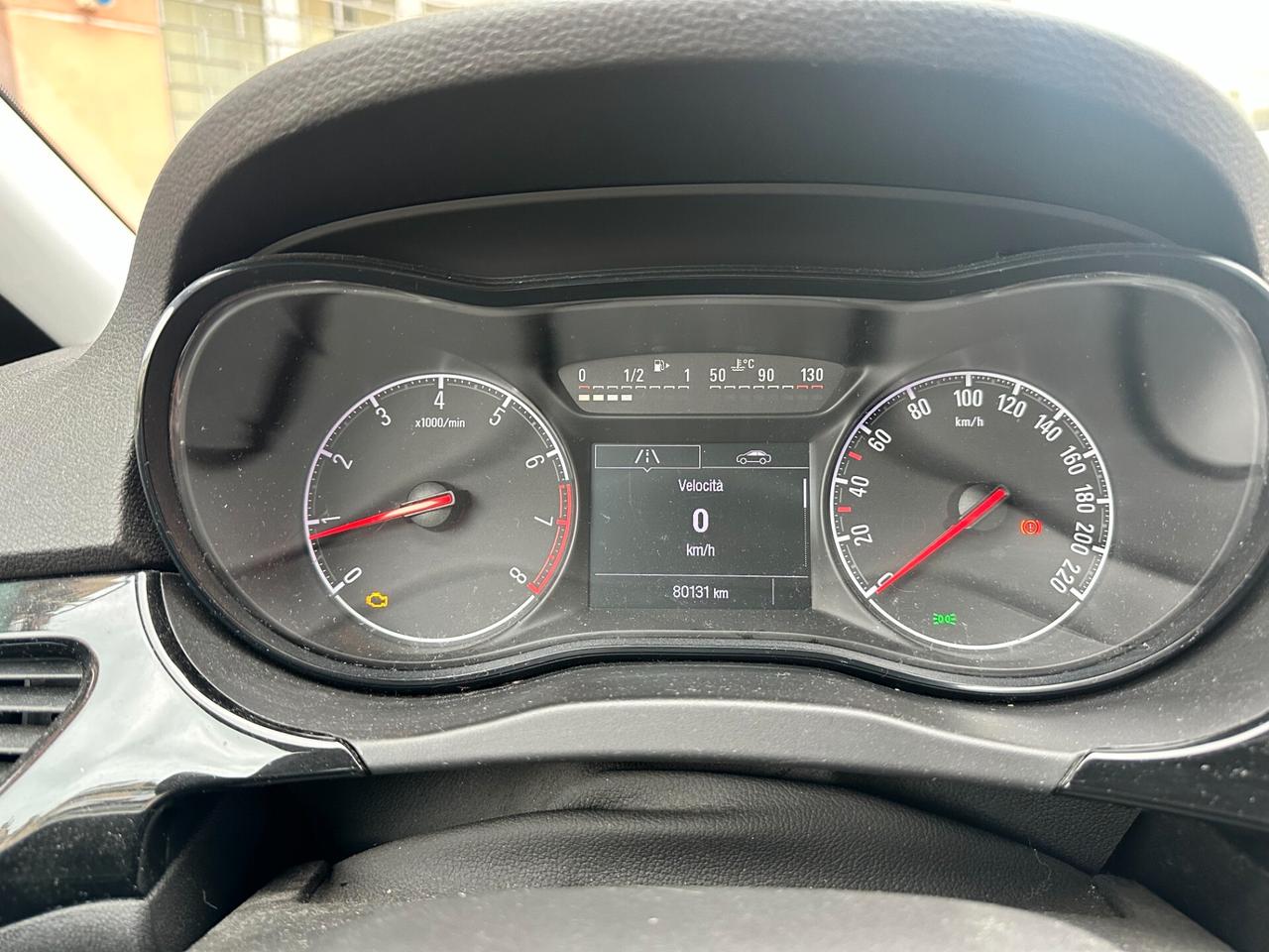 Opel Corsa 1.2 5 porte b-Color