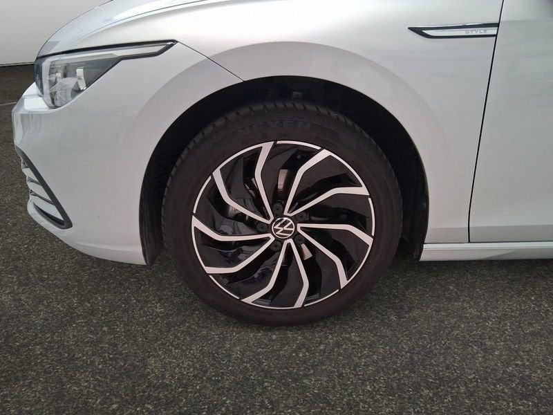 Volkswagen Golf 2.0 TDI SCR 85kW Style DSG