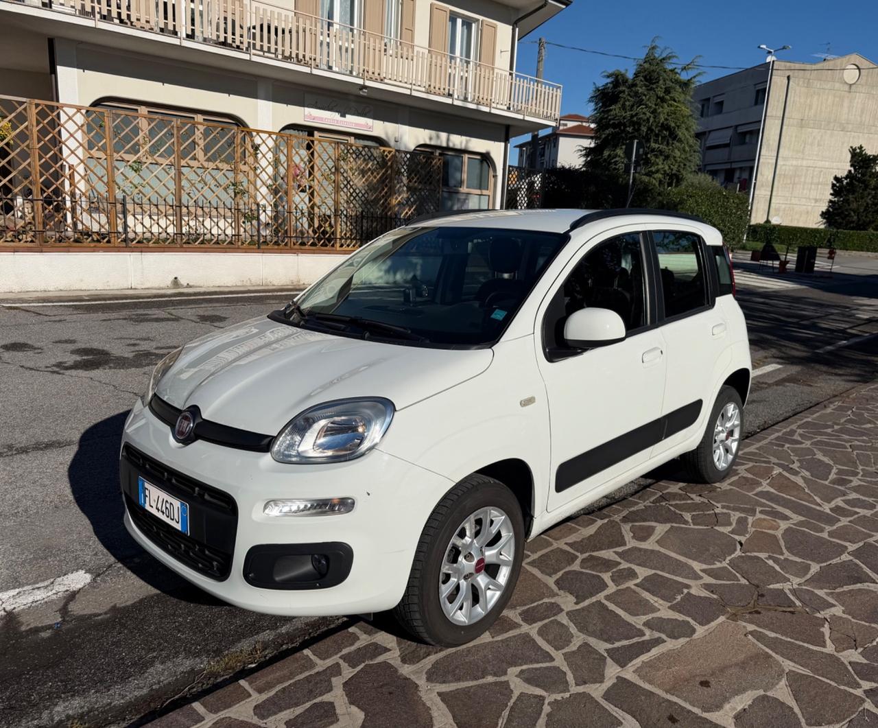 Fiat Panda 0.9 TwinAir Turbo Natural Power Lounge