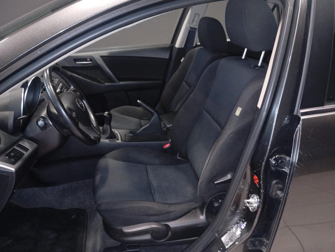 Mazda 3 del 2011 -1600 benzina anche neopatentati -