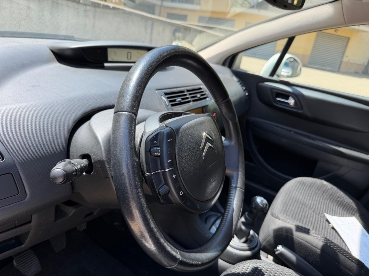 Citroen C4 1.6 16V VTi 120CV NEOPATETATI