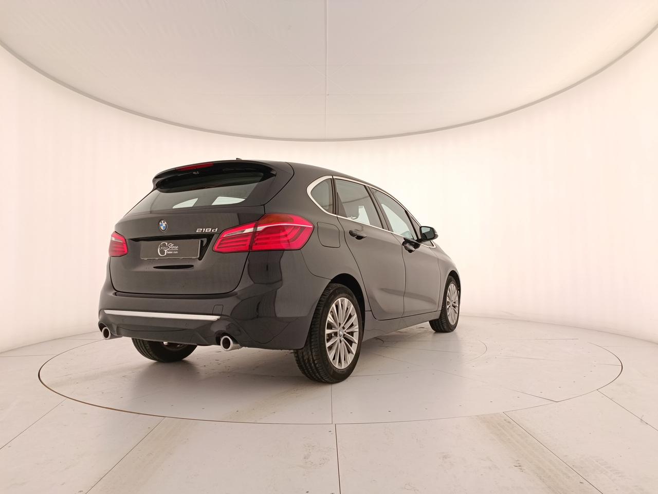 BMW Serie 2 F45 2018 Active Tourer - 218d active tourer auto