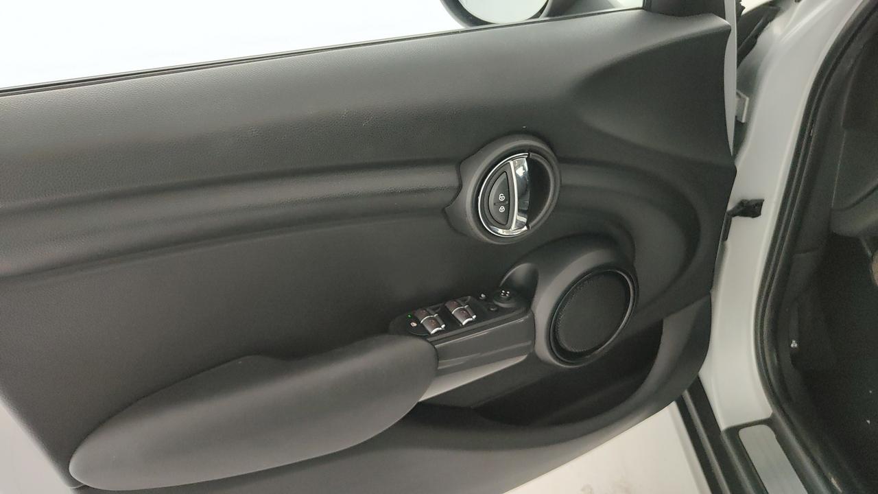 MINI Mini 5p 1.5 Cooper D Business