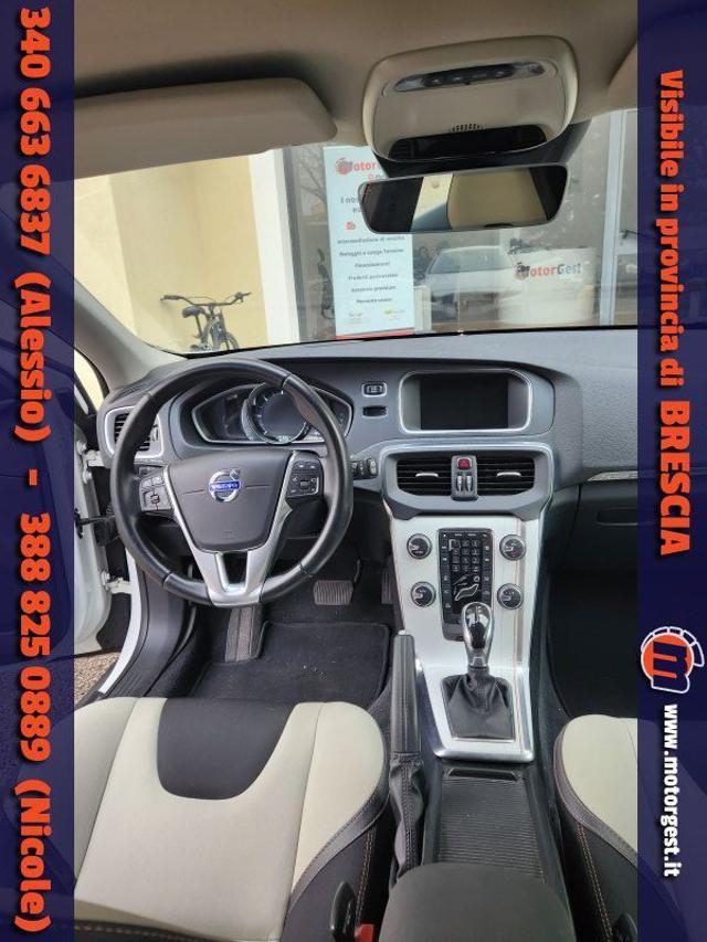 VOLVO V40 Cross Country D3 Geartronic Kinetic